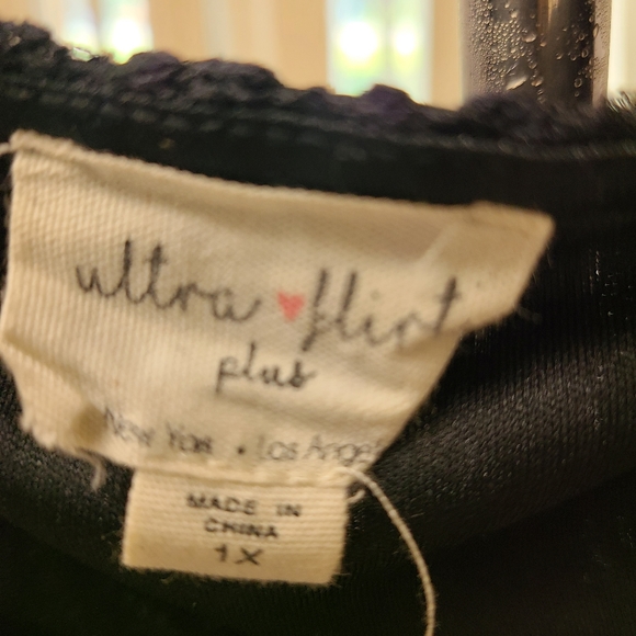 Ultra Flirt Black Lace Cold Shoulder Dress size 1X - Picture 7 of 7